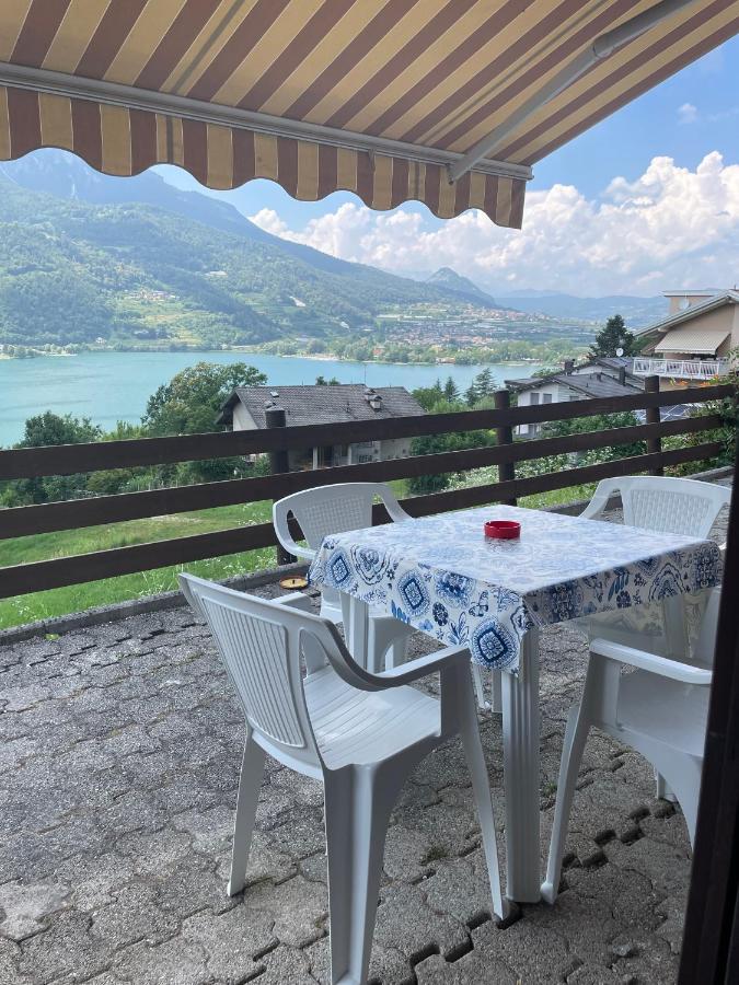 Lake Apartment Ischia Red Тенна Экстерьер фото