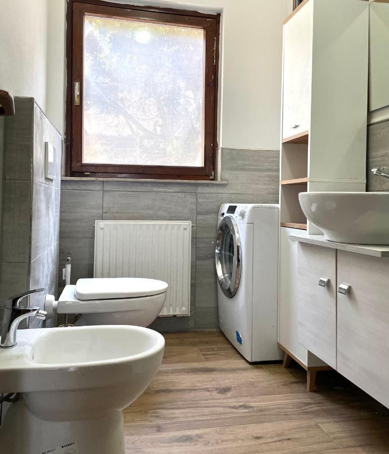 Lake Apartment Ischia Red Тенна Экстерьер фото
